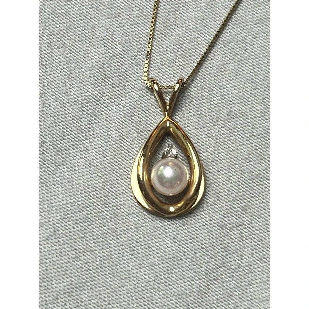 14KT Yellow Gold Pearl Diamond Teardrop Pendant Box‎ Chain Necklace Italy 2.7g